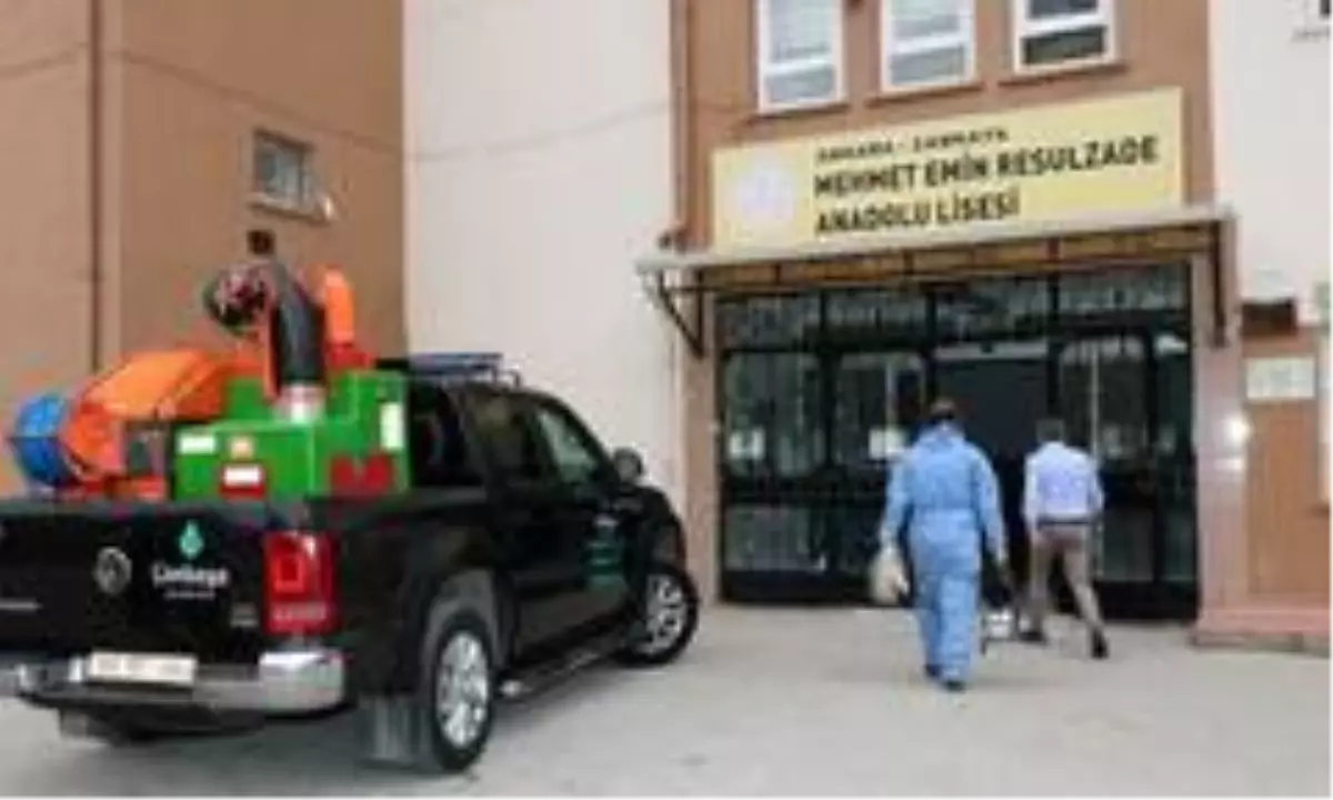 Çankaya Belediyesi'nden okullara dezenfekte