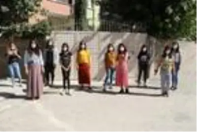 'Dünya Kız Çocukları Günü'nde özel çocuklara ücretsiz kuaför hizmeti 'Dünya Kız Çocukları Günü'nde özel çocuklara ücretsiz kuaför hizmeti