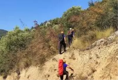 Son dakika 3. sayfa: Düştüğü yerde mahsur kalan dağcı nefes kesen operasyonla kurtarıldı Son dakika 3. sayfa: Düştüğü yerde mahsur kalan dağcı nefes kesen operasyonla kurtarıldı