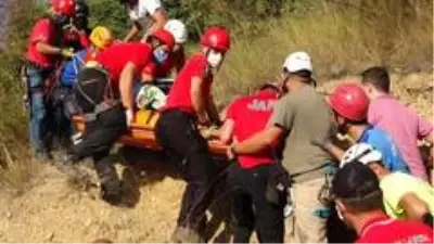 Son dakika 3. sayfa: Düştüğü yerde mahsur kalan dağcı nefes kesen operasyonla kurtarıldı Son dakika 3. sayfa: Düştüğü yerde mahsur kalan dağcı nefes kesen operasyonla kurtarıldı