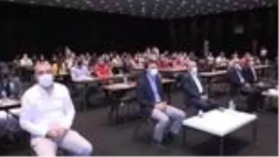 Hak-İş Genel Başkanı Arslan, Hizmet-İş Sendikası Genel Kurulunda konuştu Hak-İş Genel Başkanı Arslan, Hizmet-İş Sendikası Genel Kurulunda konuştu