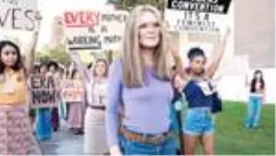 Julianne Moore: Bizi uyandırmak için felaket mi gerekliydi? Julianne Moore: Bizi uyandırmak için felaket mi gerekliydi?