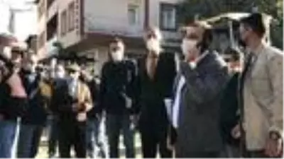 Kars'ta vatandaştan Vali Öksüz'e hizmet teşekkürü: Kurban olayım sana Kars'ta vatandaştan Vali Öksüz'e hizmet teşekkürü: Kurban olayım sana
