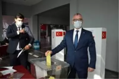 MHP Manisa İl Teşkilatı'nda kongre heyecanı