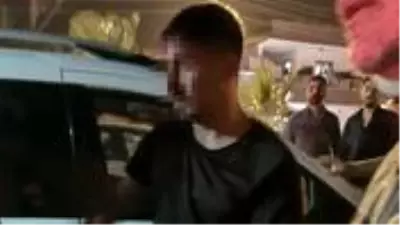 Hatay'da sigara yakmak için çakmak çakan kişi, kundakçı sanılarak darbedildi Hatay'da sigara yakmak için çakmak çakan kişi, kundakçı sanılarak darbedildi