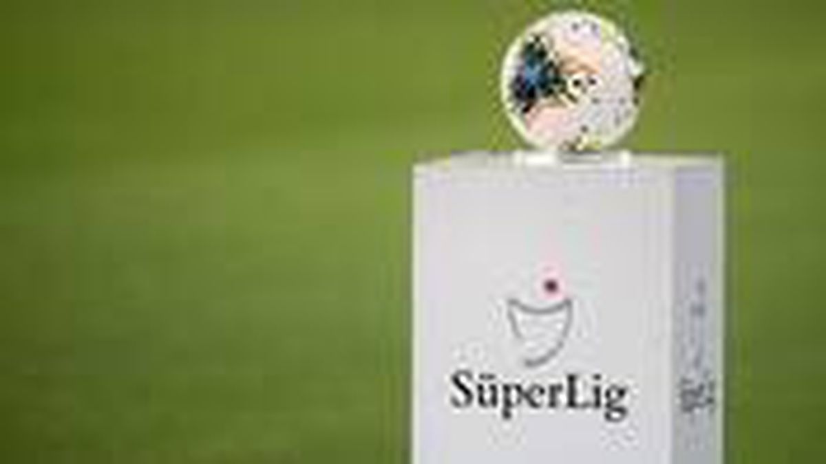 Süper Lig'de 17 Ekim'den itibaren stat localarının yüzde 50'sine seyirci alınacak