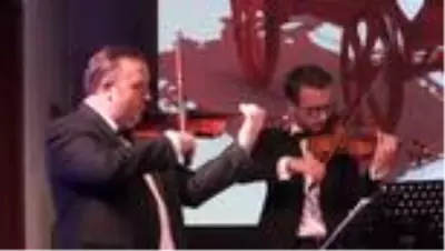 2. Uluslararası Balkan Müzik Festivali sona erdi 2. Uluslararası Balkan Müzik Festivali sona erdi