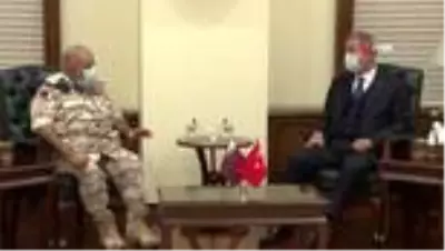 Bakan Akar, Katar Genelkurmay Başkanı Al-Ghanim'i kabul etti