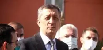 Çankırı: Milli Eğitim Bakanı Selçuk: 'Tabletlerin dağıtımı bu haftadan itibaren başlıyor' Çankırı: Milli Eğitim Bakanı Selçuk: 'Tabletlerin dağıtımı bu haftadan itibaren başlıyor'
