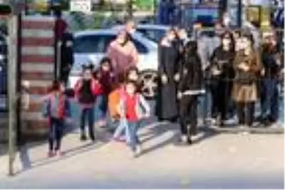 Eskişehir'de yüz yüze eğitimin ikinci aşaması başladı Eskişehir'de yüz yüze eğitimin ikinci aşaması başladı