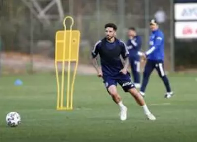 Fenerbahçe, Göztepe hazırlıklarını sürdürdü Fenerbahçe, Göztepe hazırlıklarını sürdürdü