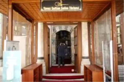 Son dakika haberleri: Yavuz Sultan Selim Han'ın 500 yıllık çamurlu kaftanını Fetullah Gülen'e götürmek istediler Son dakika haberleri: Yavuz Sultan Selim Han'ın 500 yıllık çamurlu kaftanını Fetullah Gülen'e götürmek istediler