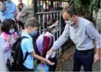 Yüz yüze eğitime geçişte ikinci aşama başladı Yüz yüze eğitime geçişte ikinci aşama başladı