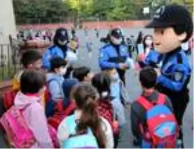 Yüz yüze eğitime geçişte ikinci aşama başladı Yüz yüze eğitime geçişte ikinci aşama başladı