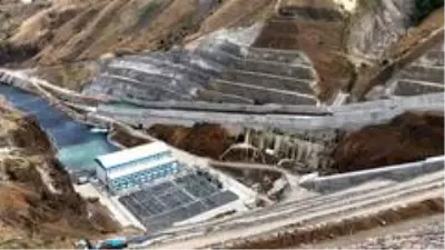 Karakurt HES Barajı nedeniyle bir süredir yapımı devam eden bağlantı yolunun büyük bölümü tamamlandı