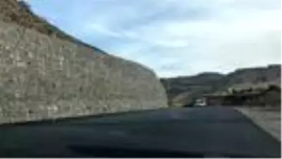 Karakurt HES Barajı nedeniyle bir süredir yapımı devam eden bağlantı yolunun büyük bölümü tamamlandı