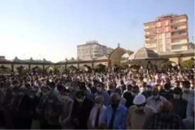Kilis Belediye Başkanı Bulut son yolculuğuna uğurlandı Kilis Belediye Başkanı Bulut son yolculuğuna uğurlandı