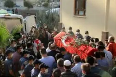 Kilis Belediye Başkanı Bulut son yolculuğuna uğurlandı Kilis Belediye Başkanı Bulut son yolculuğuna uğurlandı