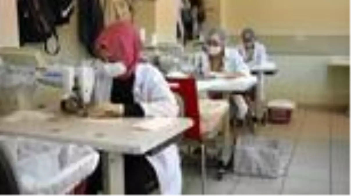 Meslek lisesi maske ve dezenfektan üretimini 5'e katladı