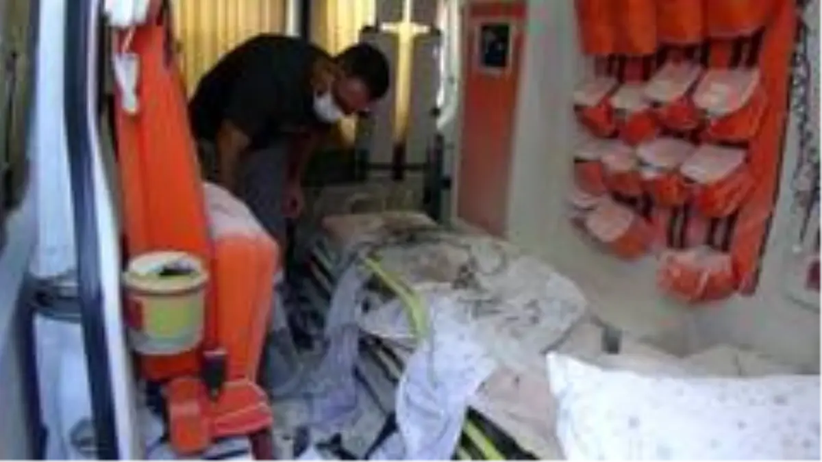 Özel hastaneye ait ambulans az daha patlıyordu