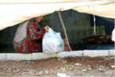Suriyeli bin yetime, çocuk paketi ulaştırıldı Suriyeli bin yetime, çocuk paketi ulaştırıldı