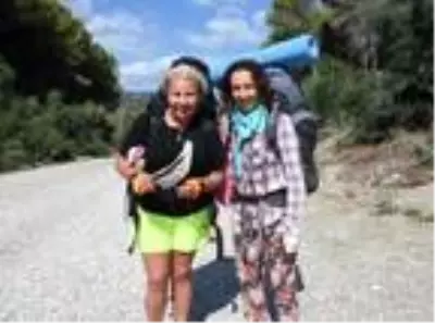Ukraynalı Olga ve Marina, 5'inci kez Likya Yolu'nda yürümeye geldi Ukraynalı Olga ve Marina, 5'inci kez Likya Yolu'nda yürümeye geldi