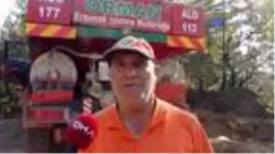Son dakika haberi! Yangını söndürdükten sonra toprakta uyuyan işçiler Yangını söndürmenin sevinci tarif... Son dakika haberi! Yangını söndürdükten sonra toprakta uyuyan işçiler Yangını söndürmenin sevinci tarif...