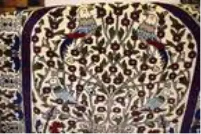 Asırlık halıları yeniden kullanıma sokuyor Asırlık halıları yeniden kullanıma sokuyor