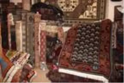 Asırlık halıları yeniden kullanıma sokuyor Asırlık halıları yeniden kullanıma sokuyor