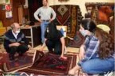 Asırlık halıları yeniden kullanıma sokuyor Asırlık halıları yeniden kullanıma sokuyor