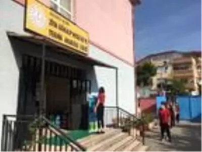 Ateş ölçümü ve dezenfektanın bir arada olduğu ünite üretildi Ateş ölçümü ve dezenfektanın bir arada olduğu ünite üretildi