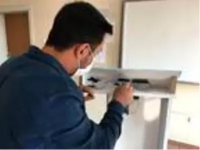 Ateş ölçümü ve dezenfektanın bir arada olduğu ünite üretildi Ateş ölçümü ve dezenfektanın bir arada olduğu ünite üretildi