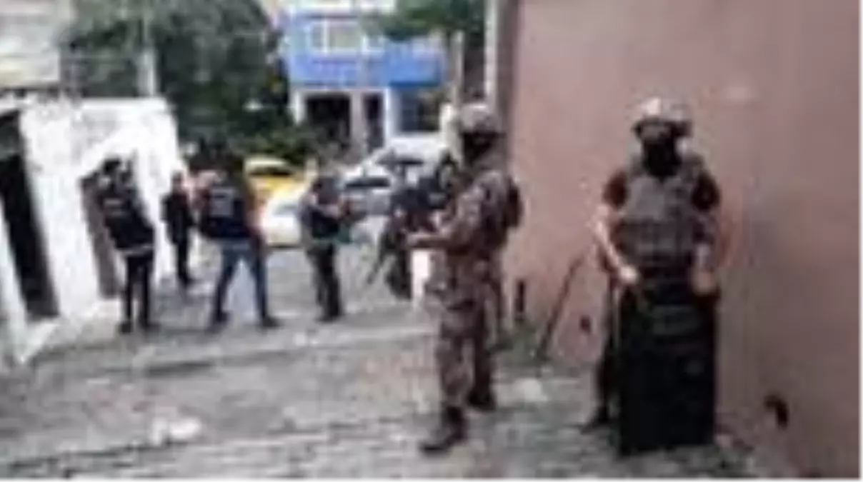 Son dakika: Beyoğlu'nda uyuşturucu operasyonu?? düzenlendi