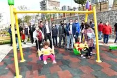Çiğli'de Hasan Ali Yücel Parkı törenle açıldı