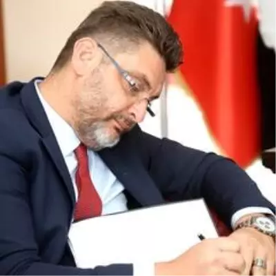 Korkuteli Belediyesi'nin çalışma düzeni, 14 gün boyunca en düşük seviyeye indirilecek Korkuteli Belediyesi'nin çalışma düzeni, 14 gün boyunca en düşük seviyeye indirilecek