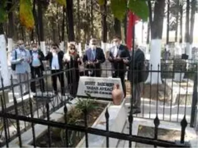 MHP Aydın İl yönetimi Kuşadası'nda ziyaretlerde bulundu MHP Aydın İl yönetimi Kuşadası'nda ziyaretlerde bulundu