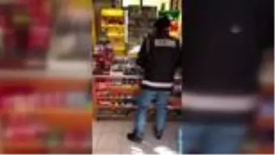 Sahte içki operasyonunda 5 kişi gözaltına alındı Sahte içki operasyonunda 5 kişi gözaltına alındı