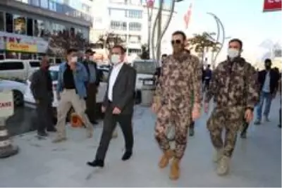 Vali Akbıyık'tan esnaf ziyareti Vali Akbıyık'tan esnaf ziyareti