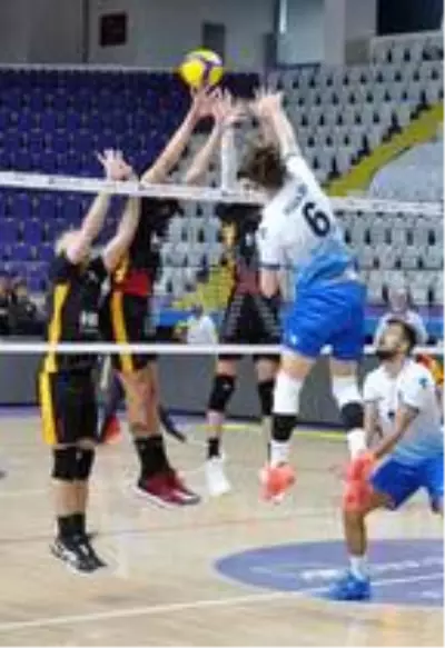 Efeler Ligi: Afyon Belediye Yüntaş: 0 Galatasaray HDI Sigorta: 3 Efeler Ligi: Afyon Belediye Yüntaş: 0 Galatasaray HDI Sigorta: 3