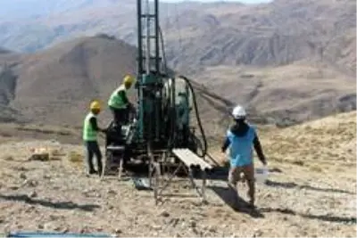 Erzurum'da 20 milyon Bej ve 5 milyon metreküp mavi mermer rezervi bulundu Erzurum'da 20 milyon Bej ve 5 milyon metreküp mavi mermer rezervi bulundu