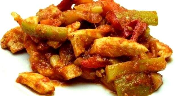 Ana yemekler nedir? Başlıca ana yemekler nasıl yapılır? Mercimek çorbası, pilav, mantarlı tavuk sote, yaprak sarma ve karnıyarık tarifleri…