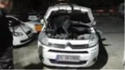 Son dakika... Aracının motorunda 28,5 kilo eroin bulunan şüpheli tutuklandı Son dakika... Aracının motorunda 28,5 kilo eroin bulunan şüpheli tutuklandı