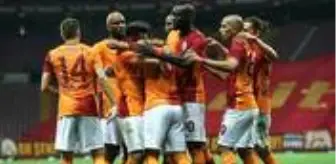 Fatih Terim: Belhanda ve Feghouli performanslarını artıramazlarsa kadro dışı kalabilirler Fatih Terim: Belhanda ve Feghouli performanslarını artıramazlarsa kadro dışı kalabilirler