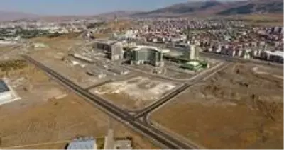Erzurum'da hizmete açılan yeni yollar şehrin trafiğine nefes aldırdı Erzurum'da hizmete açılan yeni yollar şehrin trafiğine nefes aldırdı