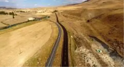 Erzurum'da hizmete açılan yeni yollar şehrin trafiğine nefes aldırdı Erzurum'da hizmete açılan yeni yollar şehrin trafiğine nefes aldırdı