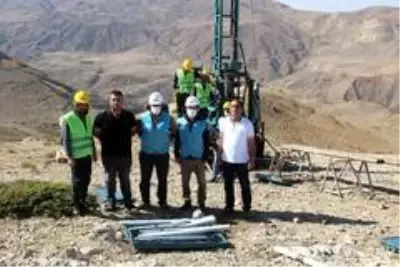 Erzurum'da 20 milyon Bej ve 5 milyon metreküp mavi mermer rezervi bulundu Erzurum'da 20 milyon Bej ve 5 milyon metreküp mavi mermer rezervi bulundu