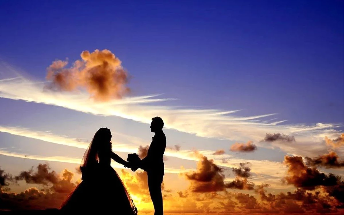 Evlilik yıldönümü mesajları? En güzel evlilik yıldönümü mesajları nelerdir?  - Haberler