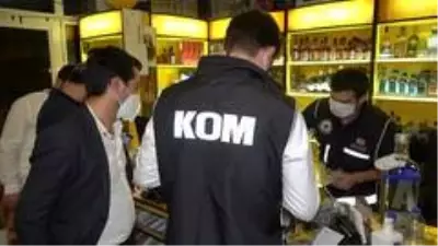 KOM polisinden 'kaçak içki' operasyonu: 191 litre ele geçirildi KOM polisinden 'kaçak içki' operasyonu: 191 litre ele geçirildi