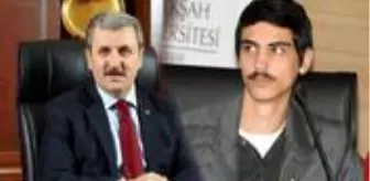 Yusuf Yazıcıoğlu: Büyük Birlik Partisi'nde Muhsin Yazıcıoğlu'nun oğlunu delege yapmadılar Yusuf Yazıcıoğlu: Büyük Birlik Partisi'nde Muhsin Yazıcıoğlu'nun oğlunu delege yapmadılar