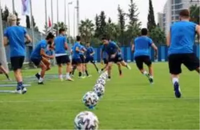 Adana Demirspor, milli maç arasını iyi değerlendirdiğine inanıyor Adana Demirspor, milli maç arasını iyi değerlendirdiğine inanıyor